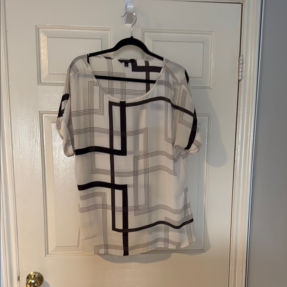 Cream and White Boxy Short Sleeve Blouse with Geometric Design